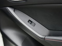 2013款 2.0L 自动 四驱尊贵型