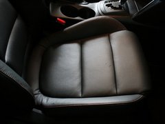 2013款 2.0L 自动 四驱尊贵型