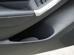 2013款 2.0L 自动 四驱尊贵型