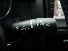 2013款 2.0L 自动 四驱尊贵型