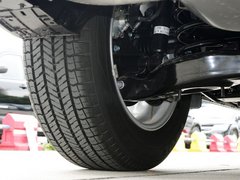 2013款 2.0L 自动 四驱尊贵型