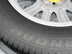 2013款 2.0L 自动 四驱尊贵型
