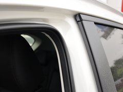 2013款 2.0L 自动 四驱尊贵型