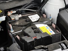 2013款 2.0L 自动 四驱尊贵型