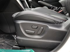 2013款 2.0L 自动 四驱尊贵型
