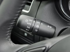 2013款 2.0L 自动 四驱尊贵型
