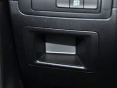 2013款 2.0L 自动 四驱尊贵型