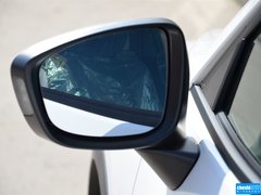 2013款 2.0L 自动 四驱尊贵型