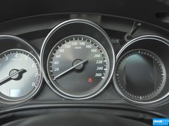 2013款 2.0L 自动 四驱尊贵型