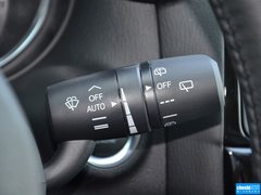 2013款 2.0L 自动 四驱尊贵型
