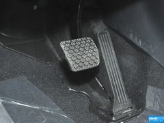 2013款 2.0L 自动 四驱尊贵型
