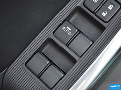 2013款 2.5L 自动 四驱旗舰型