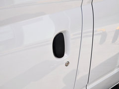 2014款 傲运通 2.5L 手动 短轴中顶