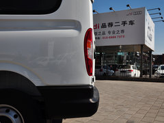 2014款 傲运通 2.5L 手动 短轴中顶