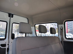 2014款 傲运通 2.5L 手动 短轴中顶