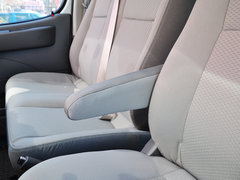 2014款 傲运通 2.5L 手动 短轴中顶