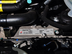 2014款 傲运通 2.5L 手动 短轴中顶