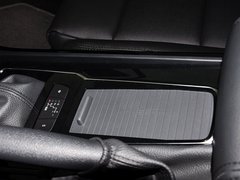 2013款 2.0L 自动 天窗经典2周年纪念版