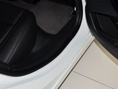 2013款 2.0L 自动 天窗经典2周年纪念版