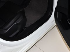 2013款 2.0L 自动 天窗经典2周年纪念版
