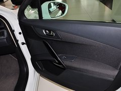 2013款 2.0L 自动 天窗经典2周年纪念版