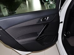 2013款 2.0L 自动 天窗经典2周年纪念版
