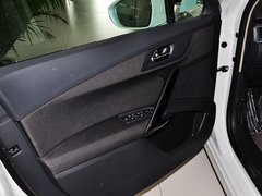 2013款 2.0L 自动 天窗经典2周年纪念版