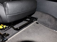 2013款 2.0L 自动 天窗经典2周年纪念版