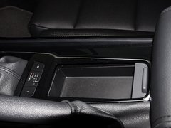 2013款 2.0L 自动 天窗经典2周年纪念版
