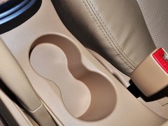2013款 1.6L 手動 DVVT 豪華型 賀歲版 5座