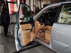 2013款 1.6L 手动 DVVT 豪华型 贺岁版 5座