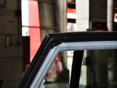 2013款 1.6L 手动 DVVT 豪华型 贺岁版 5座