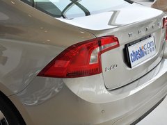 2014款 T5 2.0T 自动 智逸版