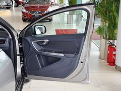2014款 T5 2.0T 自动 智逸版