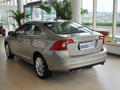 2014款 T5 2.0T 自动 智逸版