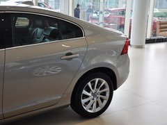 沃尔沃S60（进口） 2014款 T5 2.0T 自动 智逸版