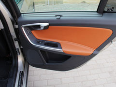 2014款 T5 2.0T 自动 智雅版