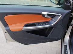 2014款 T5 2.0T 自动 智雅版