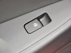 2013款 1.5T 自动 炫酷型