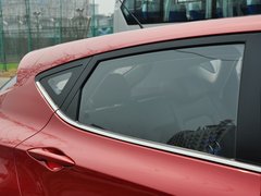 2013款 1.5T 自动 炫酷型