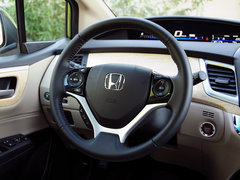 2013款 1.8L CVT 豪华版 5座