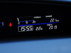 2013款 1.8L CVT 豪华版 5座
