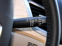2013款 1.8L CVT 豪华版 5座