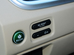 2013款 1.8L CVT 豪华版 5座
