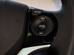 2013款 1.8L CVT 豪华版 5座