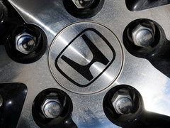 2013款 1.8L CVT 豪华版 5座