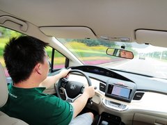 2013款 1.8L CVT 豪华版 6座
