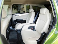 2013款 1.8L CVT 豪华版 6座