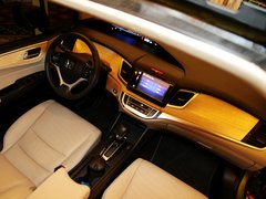 2013款 1.8L CVT 豪华版 6座