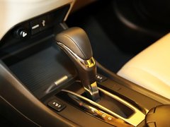 2013款 1.8L CVT 豪华版 6座